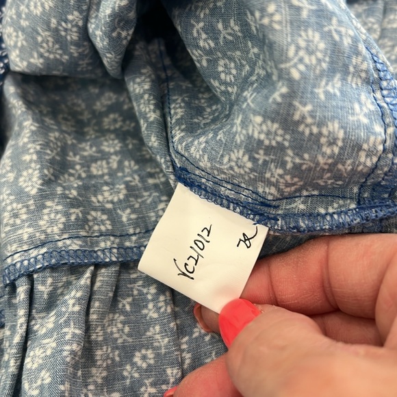 Jess Crum x Hazel & Olive Blue Ditsy Floral V Neck Flutter Sleeve Mini Dress New - Picture 7 of 9